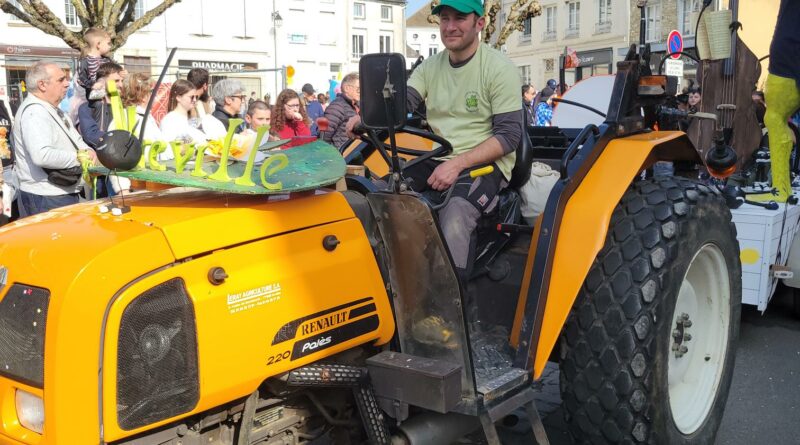 Le comité des fêtes au Canaval de Puiseaux